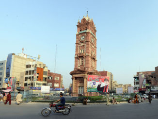 Clocktower_Faisalabad,_Panorama